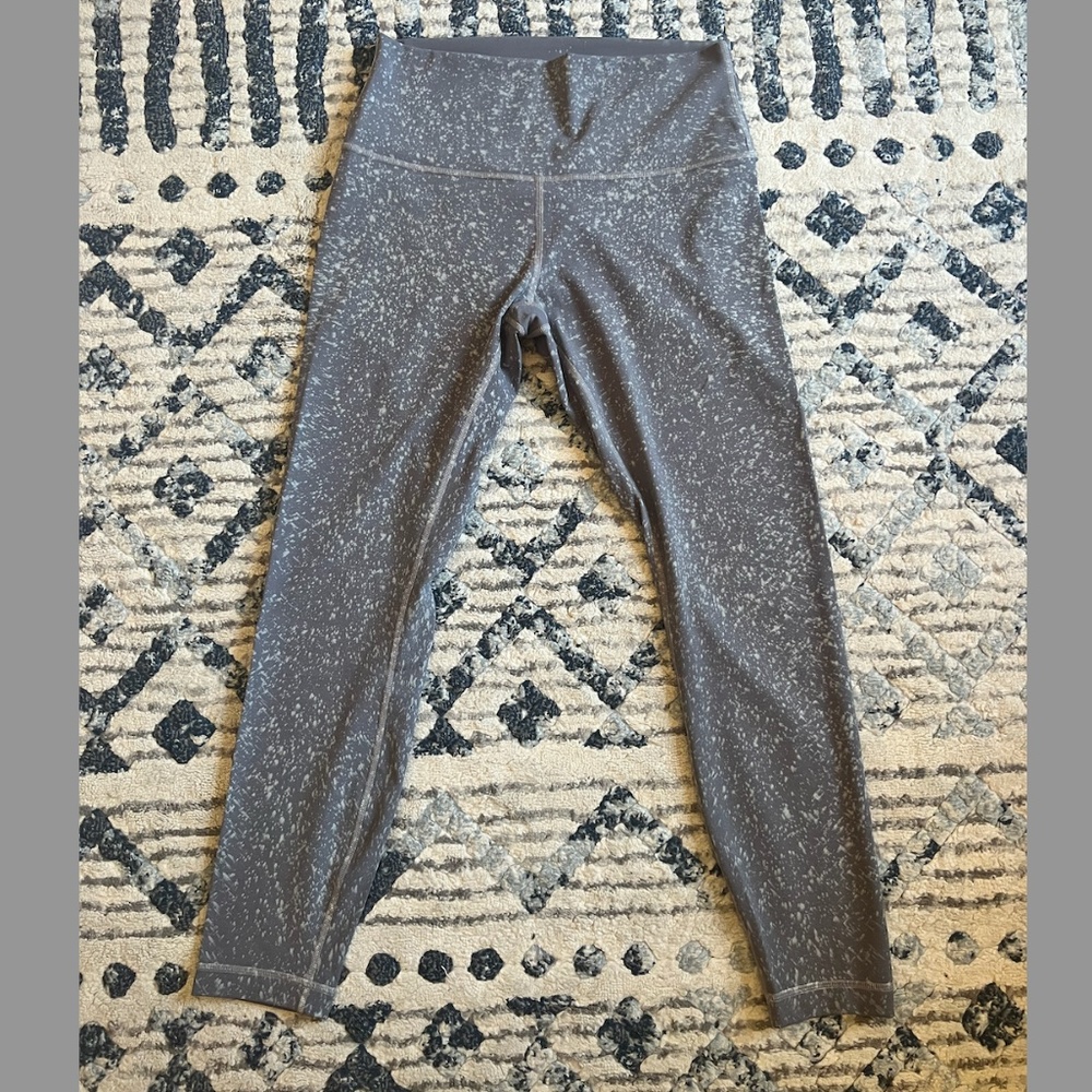 Lululemon limited edition Wunder Under Pants Size 8